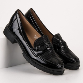 Bestelle Lackierte Loafer schwarz 1