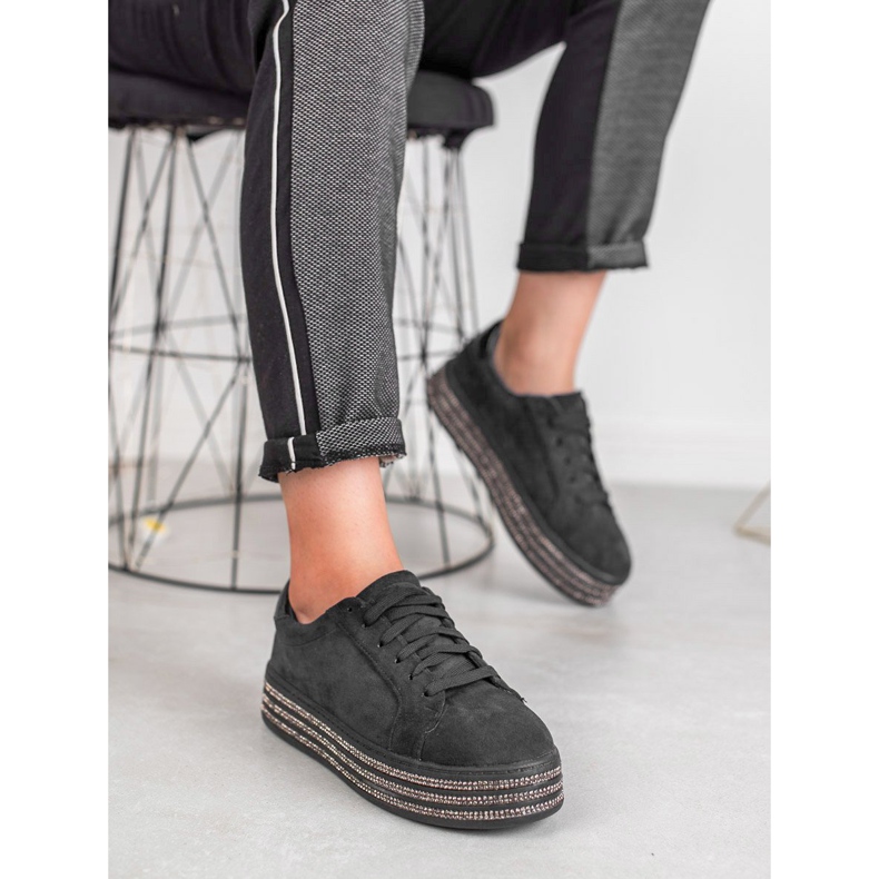 Bestelle Sportschuhe aus Wildleder schwarz 1