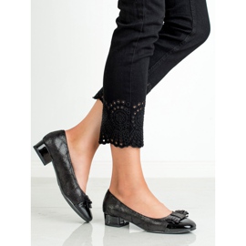 Kylie Pumps mit flachem Absatz schwarz 2