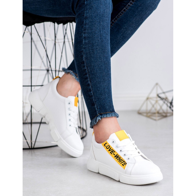 Jumex Bequeme Sportschuhe weiß 1