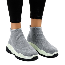 Graue Sportschuhe mit LA33P-Gummiband 1