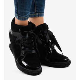 Modische schwarze Keilsneaker KLS-109-3 2