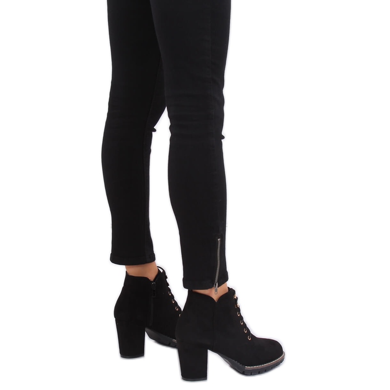 Schwarze Stiefel mit hohen Absätzen 995-30 Schwarz 2