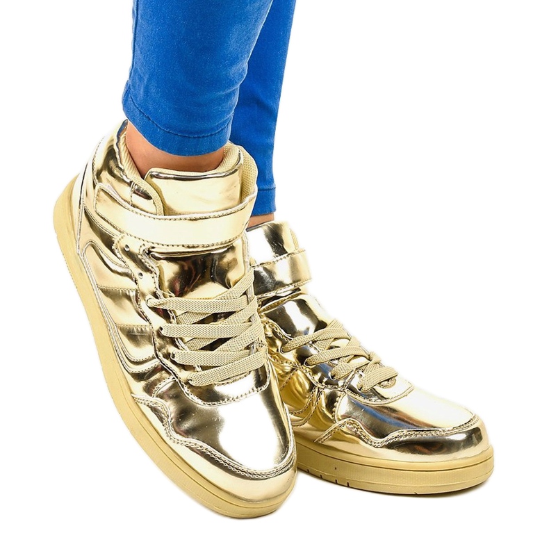 Goldlackierte Sneaker XW7082 golden 1