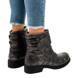 Graue Stiefel mit flachen Absätzen HQ-11 3