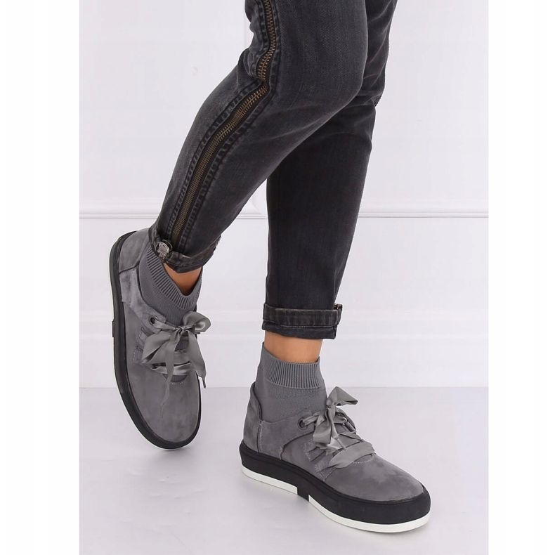 Graue CH-95 Graue Turnschuhe 1