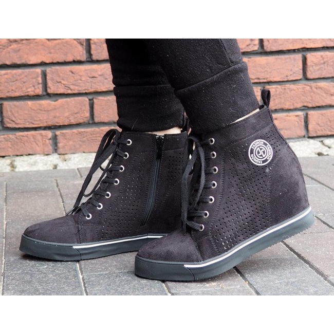 Durchbrochene Turnschuhe XW36236 Schwarz 2