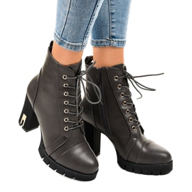 Warme Stiefel an einem Pfosten mit K-9925-Reißverschluss grau 2