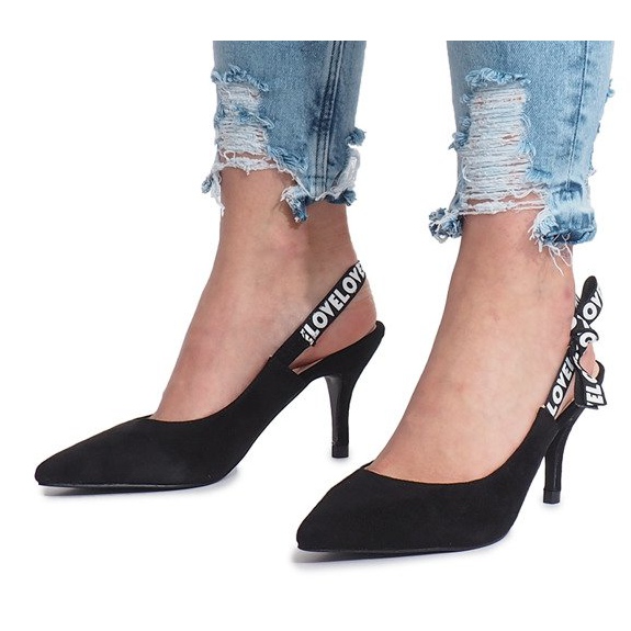 Schwarze High Heels Sandalen von Love Paris 1