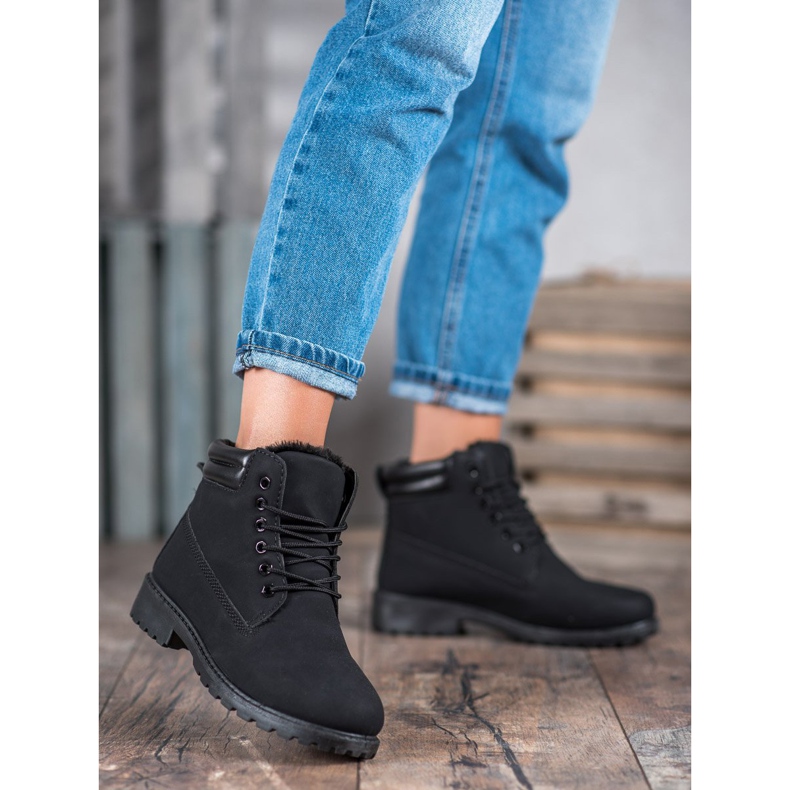 Schwarze warme Trapper 1