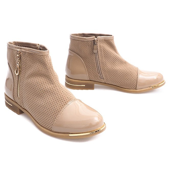 Elegante Stiefel mit Lochmuster B8107 Beige 1