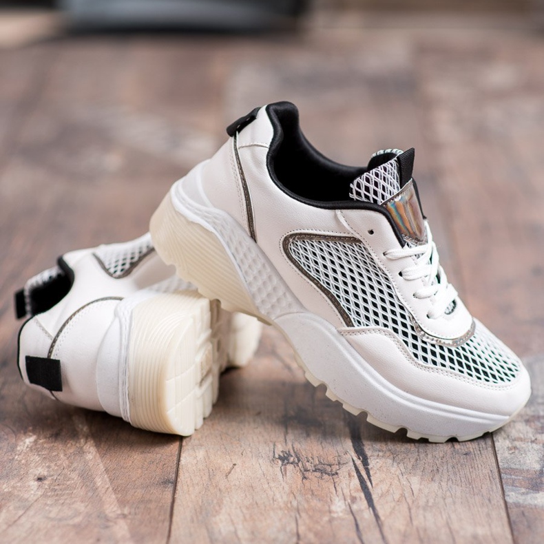 SHELOVET Bequeme Sportschuhe weiß 1