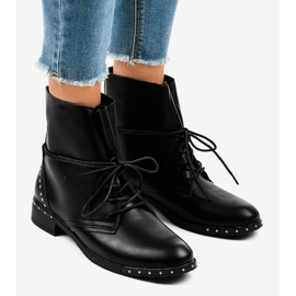 Schwarze flache Schnürstiefel A-251 1