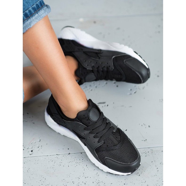 SHELOVET Schwarze Sportschuhe 1