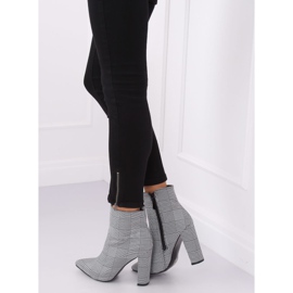 Schwarze Stiefel mit hohen Absätzen NS053P Houn Dstooth 2