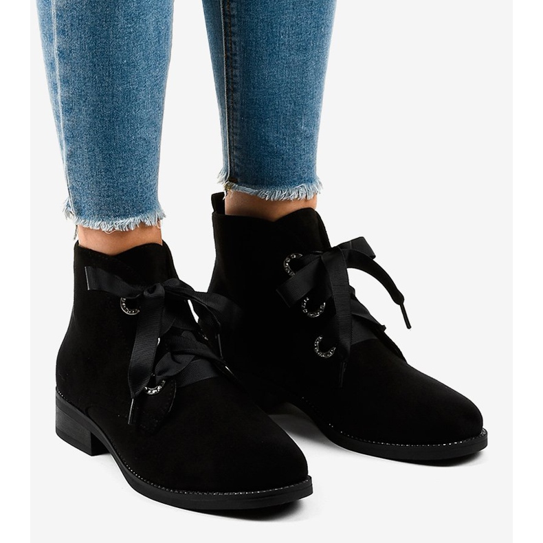 Schwarze Wildleder-Schnürstiefel K123 1