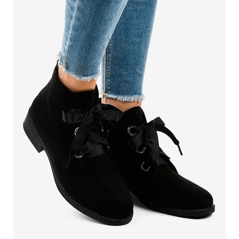 Schwarze Wildleder-Schnürstiefel K123 2