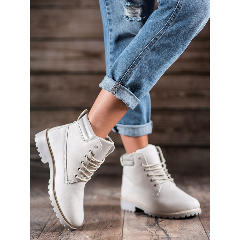 Marquiz Hellgraue Trapper 1