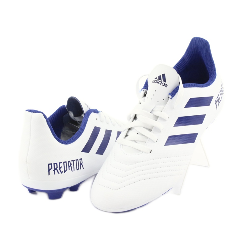 Adidas Predator 19.4 FxG Jr CM8542 Fußballschuhe weiß 3