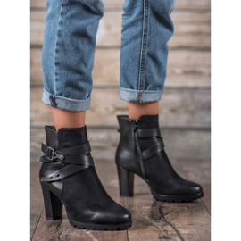 Super Mode Klassische Stiefel auf einem Pfosten schwarz 1