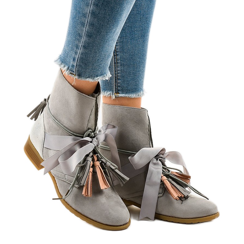 Graue flache Stiefel mit Fransen gebunden A-226 2
