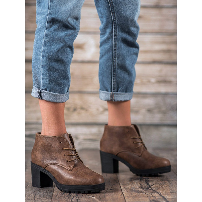 SHELOVET Schnürstiefel auf der Plattform braun mehrfarbig 1