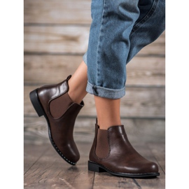 Small Swan Klassische Chelsea-Stiefel braun 1