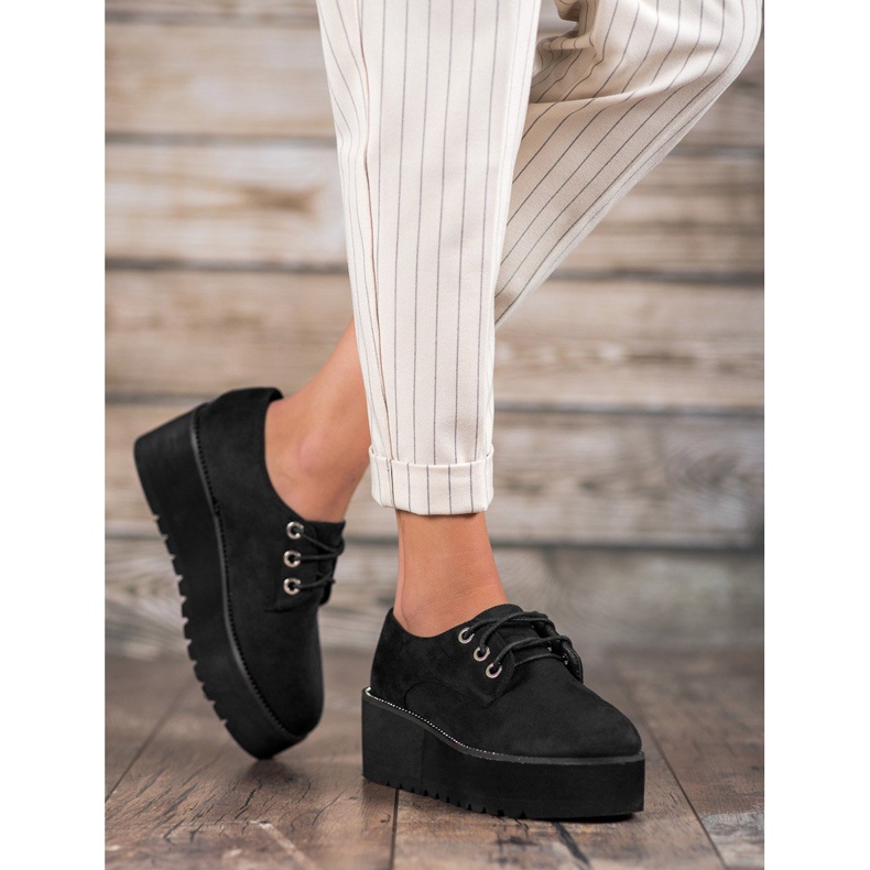 SHELOVET Wildlederschuhe auf der Plattform schwarz 1