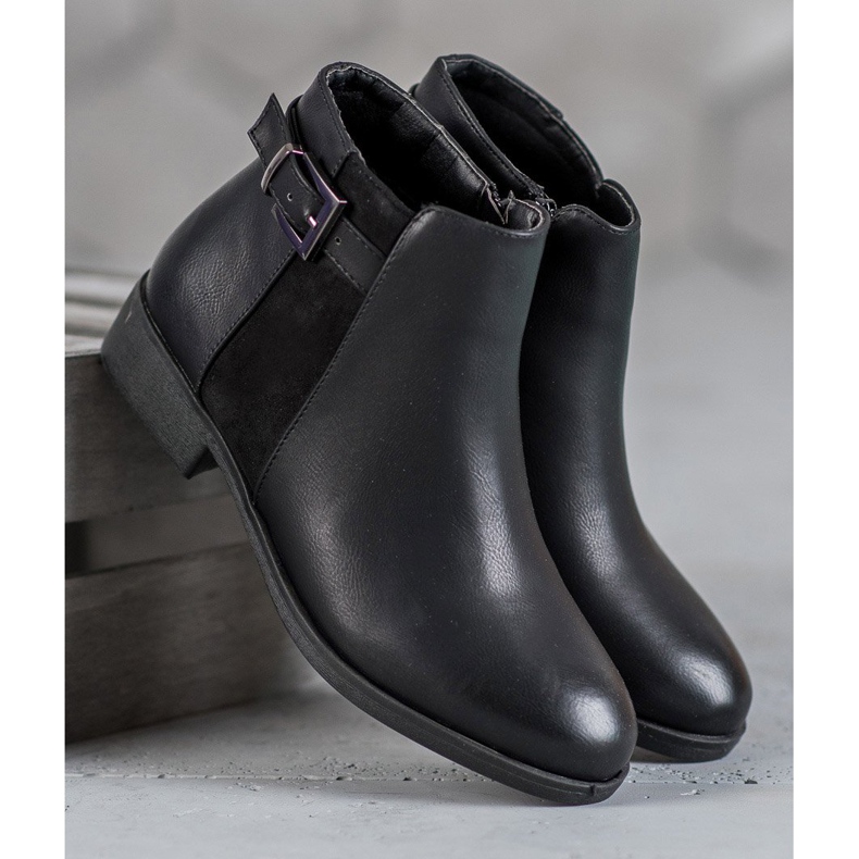 Abloom Stiefel mit flachem Absatz schwarz 1