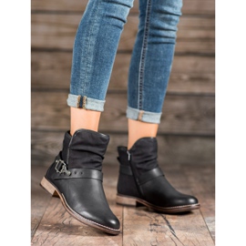 SHELOVET Hohe Stiefel mit Schnalle schwarz 2