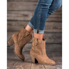 Small Swan Cowboystiefel mit hohen Absätzen braun 1