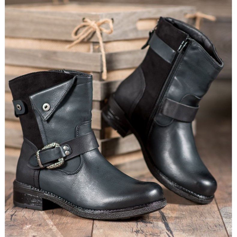 Super Me Stiefel mit dekorativer Schnalle schwarz mehrfarbig grün 2