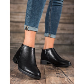 M.Daszyński Stiefel mit flachem Absatz schwarz 1