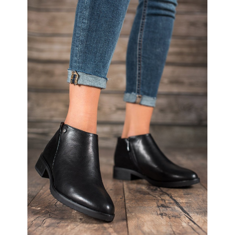 M.Daszyński Stiefel mit flachem Absatz schwarz 1