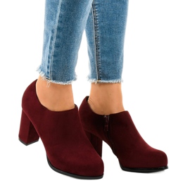 Ankle Boots aus kastanienbraunem Wildleder mit JM-9-Reißverschluss rot 1