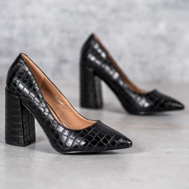 Schwarze VICES Pumps 1