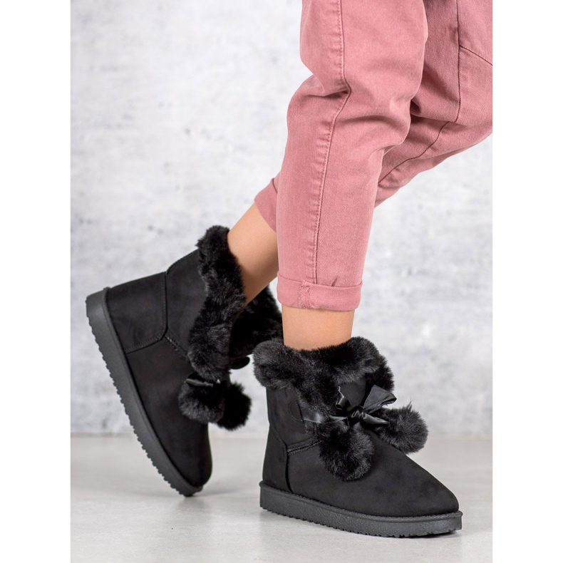 Modisches schwarzes Mukluki 1