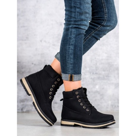 Filippo Schwarze Fallensteller 1