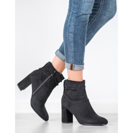 SHELOVET Klassische Stiefel mit hohen Absätzen schwarz 1