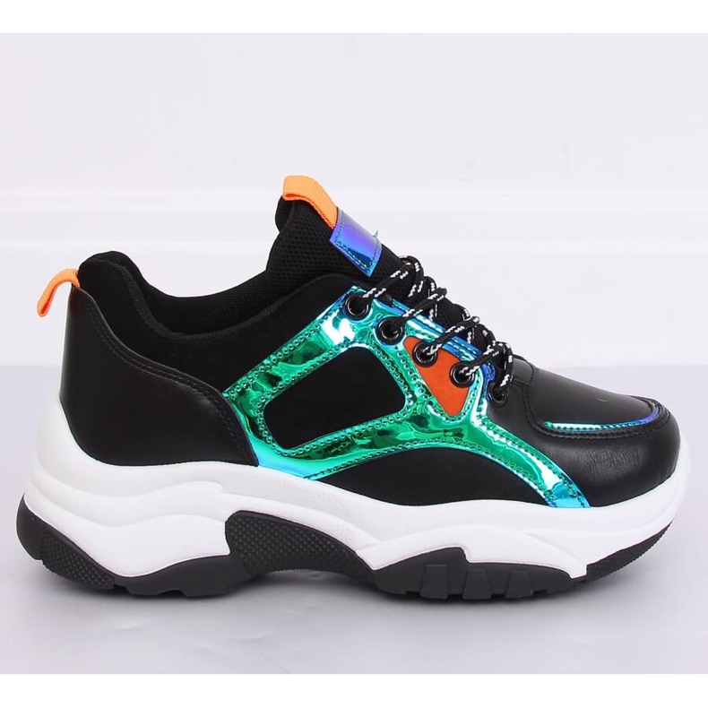 Schwarze Sportschuhe CB-19055 Black II Type 2