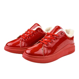 Rote isolierte Sneaker TL140-3 2