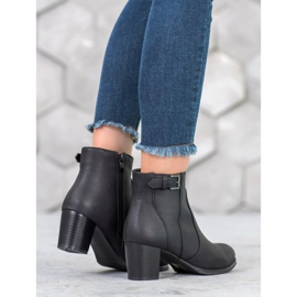 J. Star Klassische Stiefel mit hohen Absätzen schwarz 1