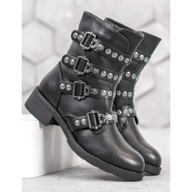 Bestelle Schwarze Arbeiter 1