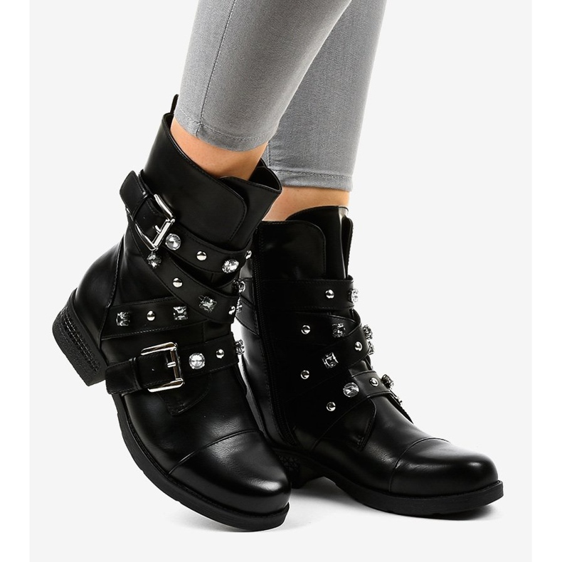 Schwarze hochisolierte Stiefel verziert mit 88093 2