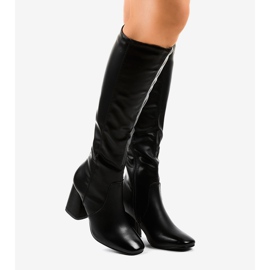 Stiefel aus schwarzem Kunstleder 5319 2