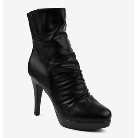 Schwarze isolierte Stiefel GFA418 1