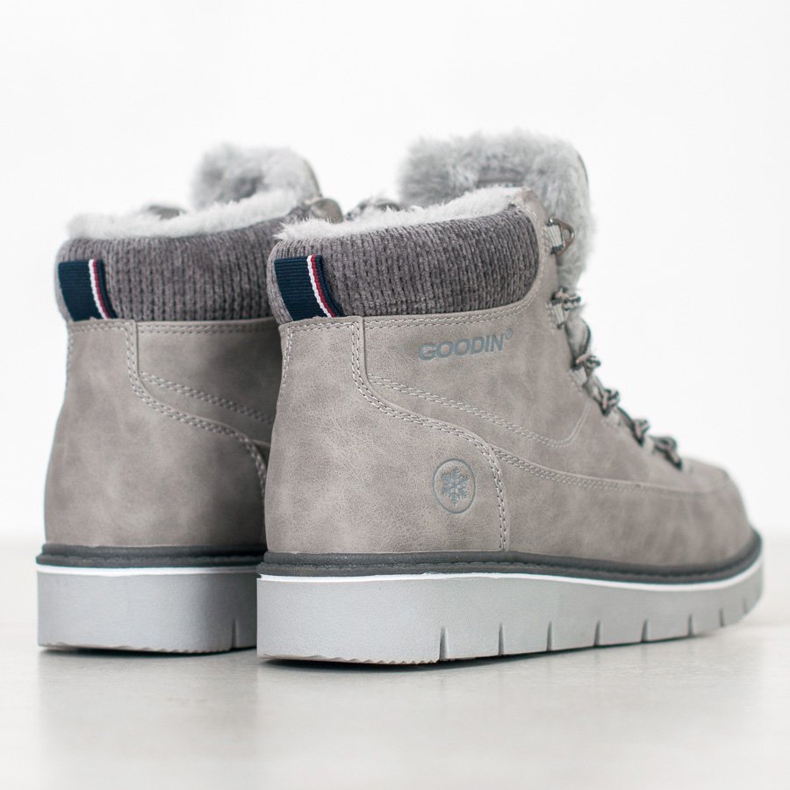 Goodin Trapper auf der Plattform grau 1