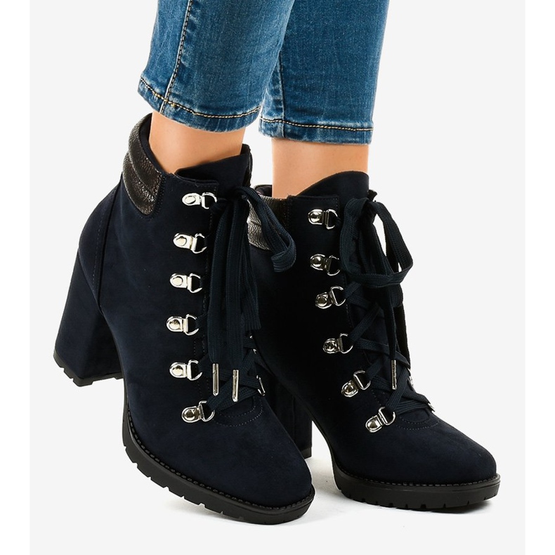 Marineblaue Trapper-Stiefeletten aus Wildleder am 8992 Post navy blau 2