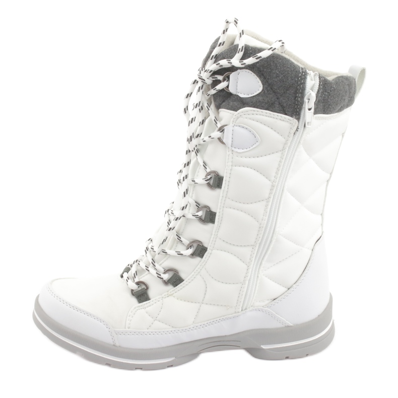 Schneeschuhe mit American Club SN08 Membran weiß grau 2