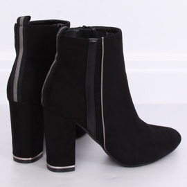 Schwarze Stiefel mit hohen Absätzen M378 Schwarz 2